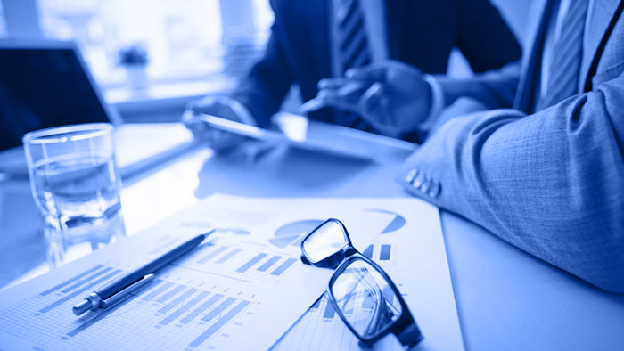 تاثیر برند مدیر روی سودآوری شرکت آرون مارکتینگ